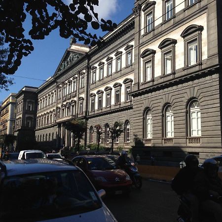 Vacanze Napoletane Napoli Bagian luar foto